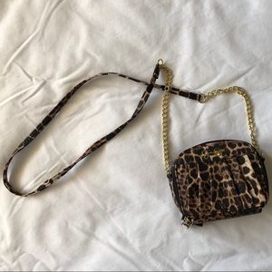 EUC Jessica Simpson small crossbody purse